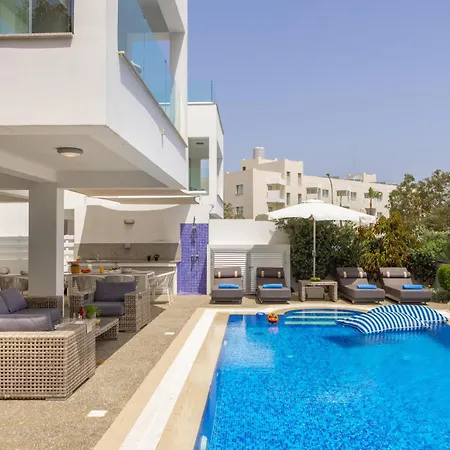 וילה Fig Tree Bay Residences 4