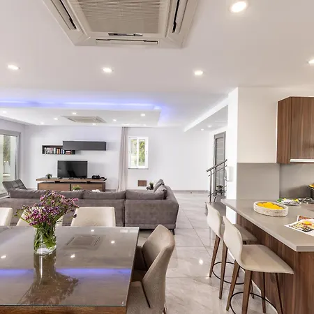 וילה Fig Tree Bay Residences 4