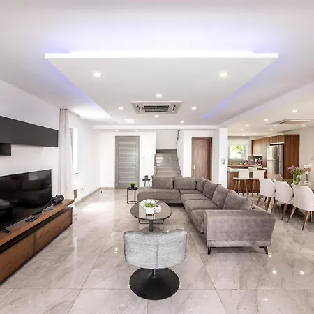 וילה Fig Tree Bay Residences 4 פרוטאראס